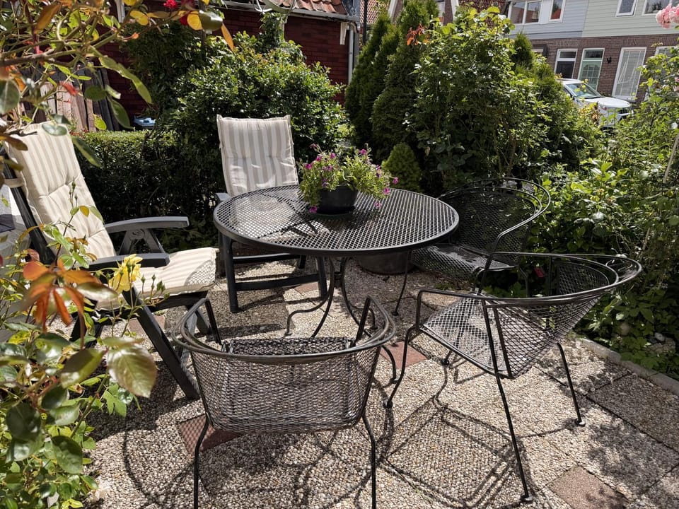 B&B The White House Bed and Breakfast in North Holland (province)