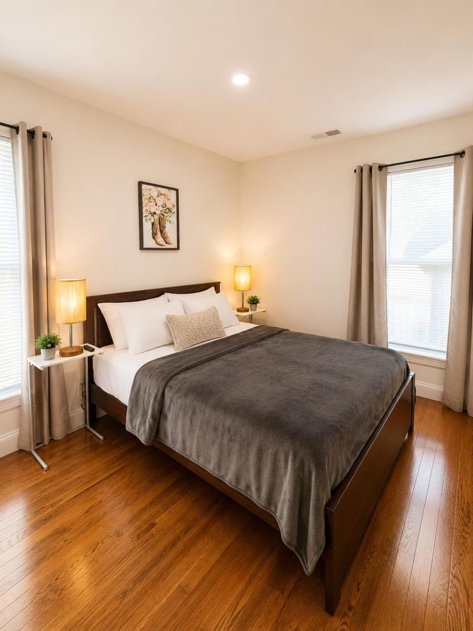 Bed, Photo of the whole room, Bedroom