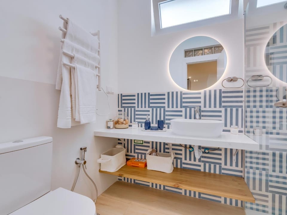 Toilet, Bathroom