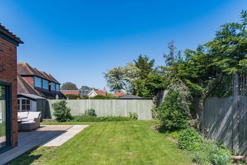 Droveway House by Keepers Cottages House in Whitstable