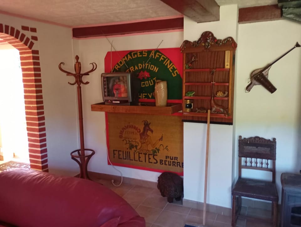 WCB Bees Bed and Breakfast in Bourgogne-Franche-Comté