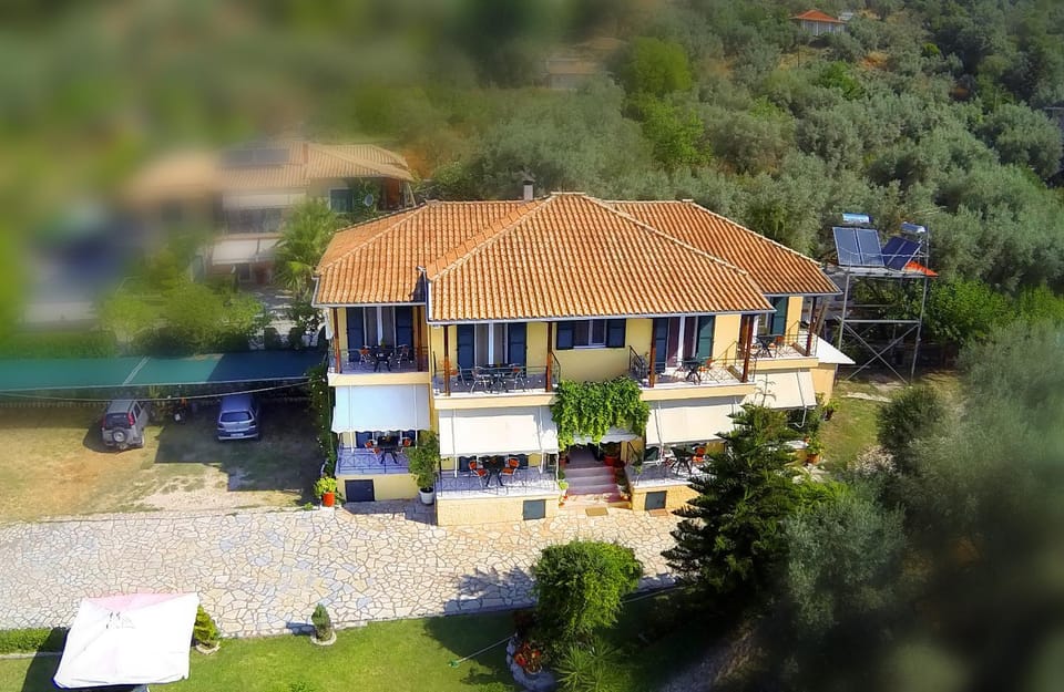 Facade/entrance, Day, Natural landscape, Bird's eye view, Summer, Garden view, Sea view, Street view