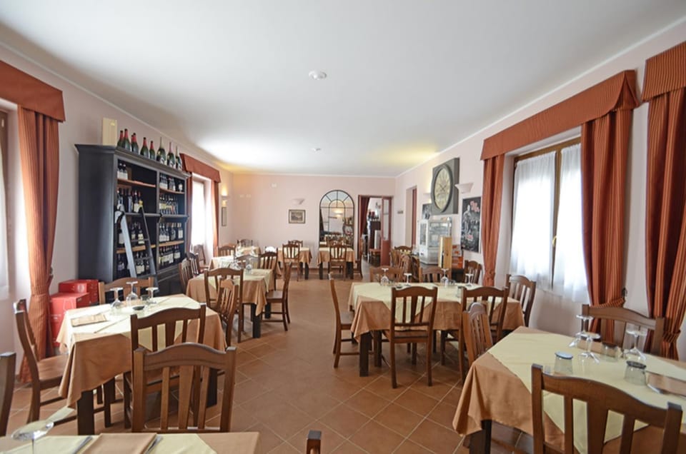 Relais Ristorante Sanfront Hotel in Piedmont