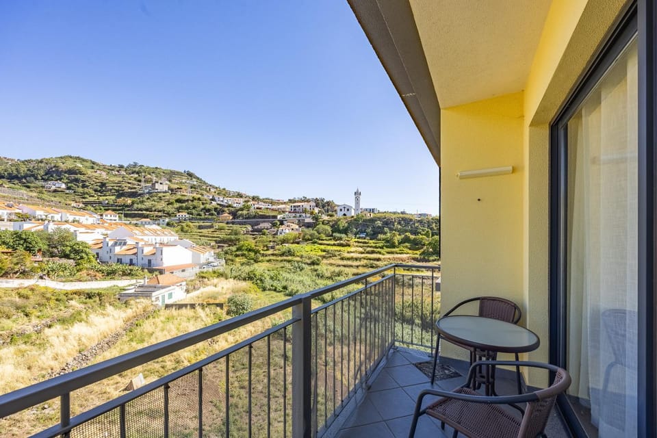 Vista Mar à Costa by YOUR KEY MADEIRA Apartment in Caniço