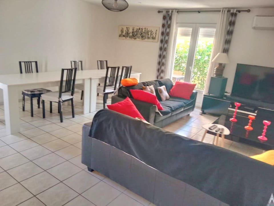 Maison Lauret House in Agde