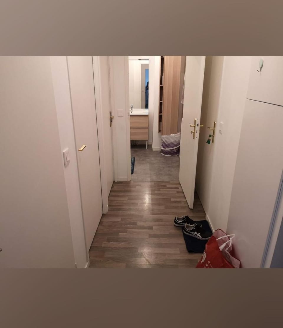 Charmant 3 pièces meublé et calme, accès rapide Paris Apartment in Sartrouville