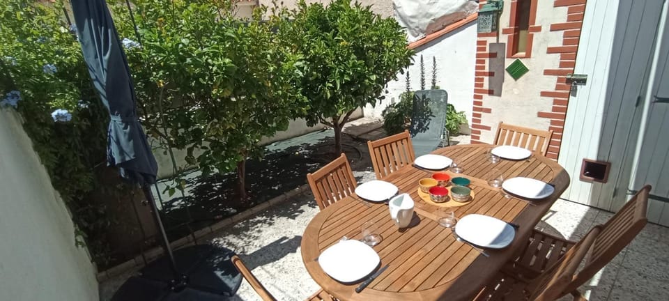 Patio, Balcony/Terrace, Dining area