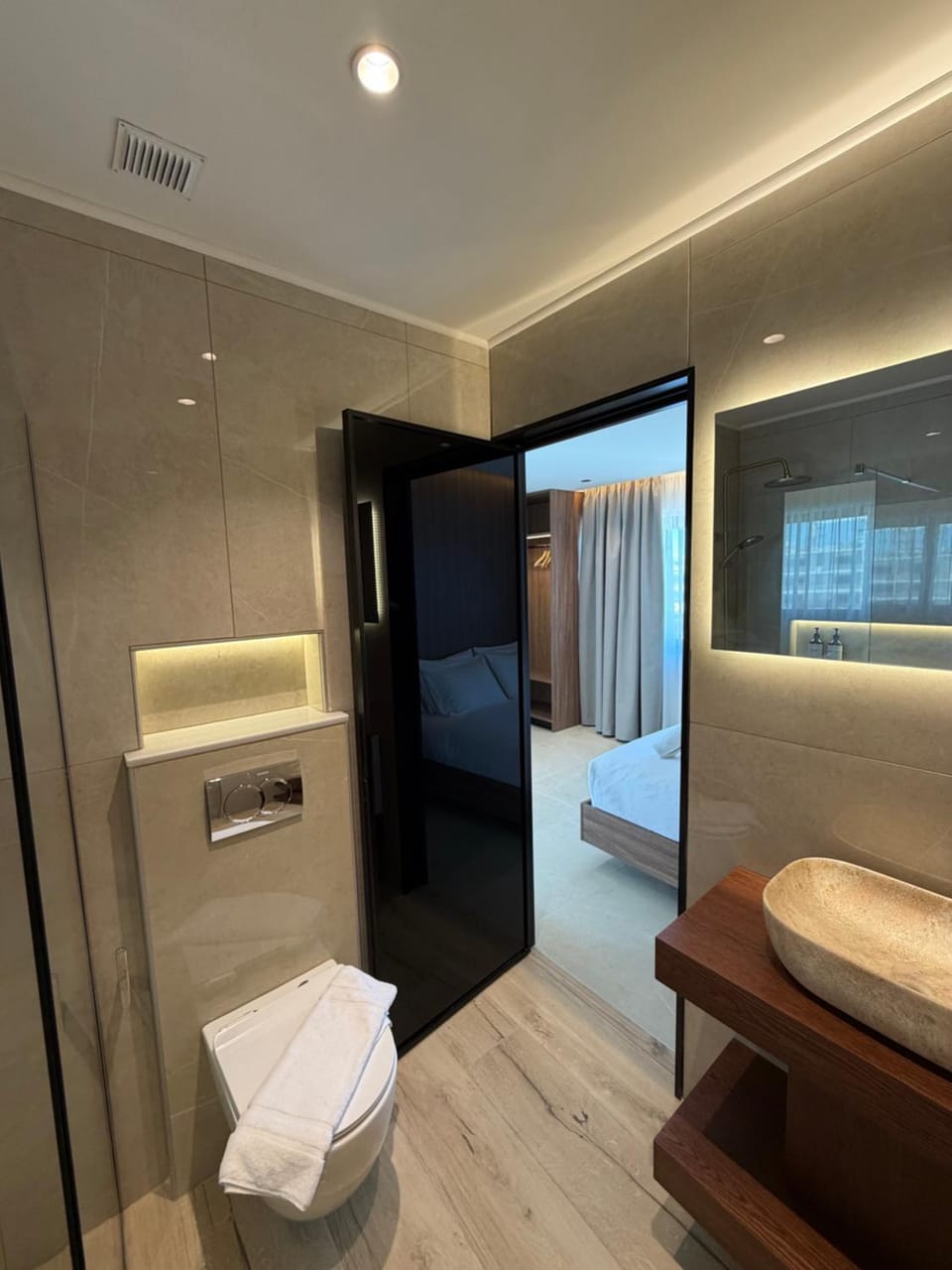 Hella Premium Rooftop suite Apartment in Rhodes