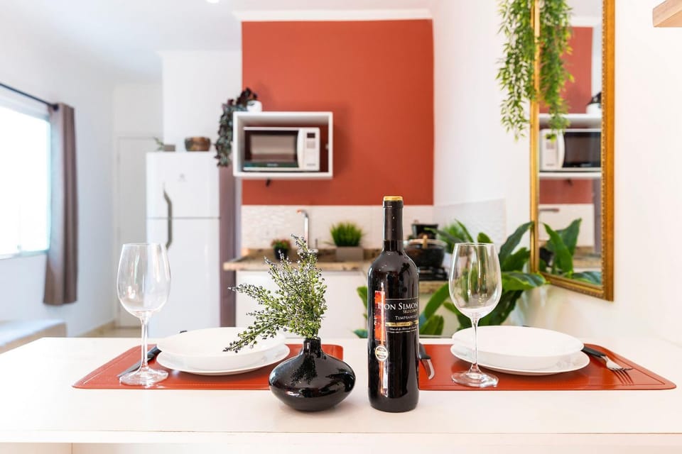 Charming in Vila Madalena with AC & Queen Bed Apartment in Sao Paulo City