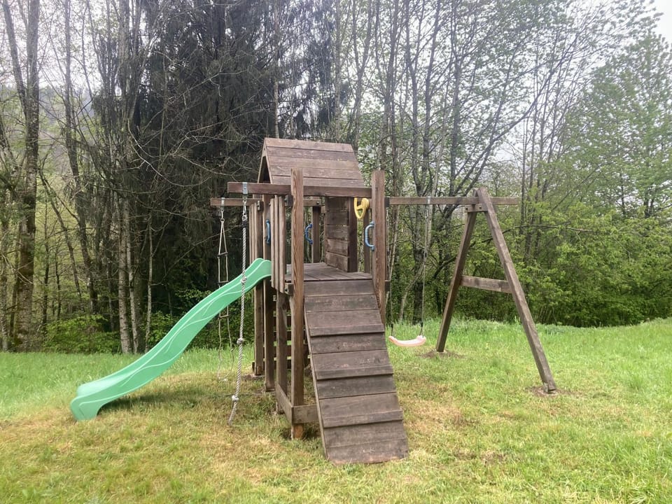 Appartement dans chalet à la montagne Apartment in Auvergne-Rhône-Alpes