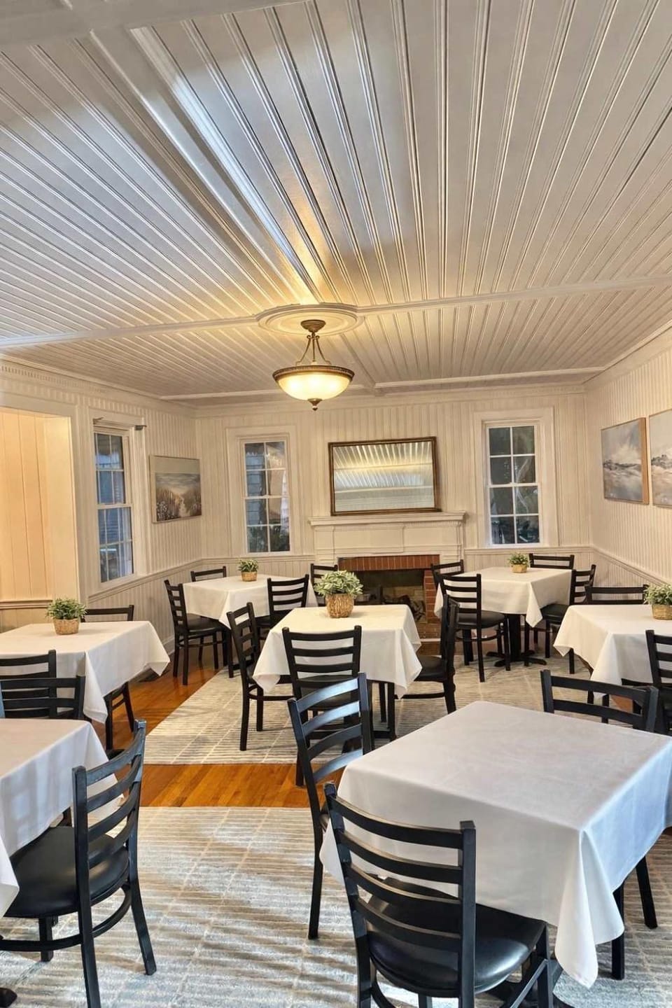 02-Sandbar Suite at The Castle Inn Bed and Breakfast in Ocracoke Island