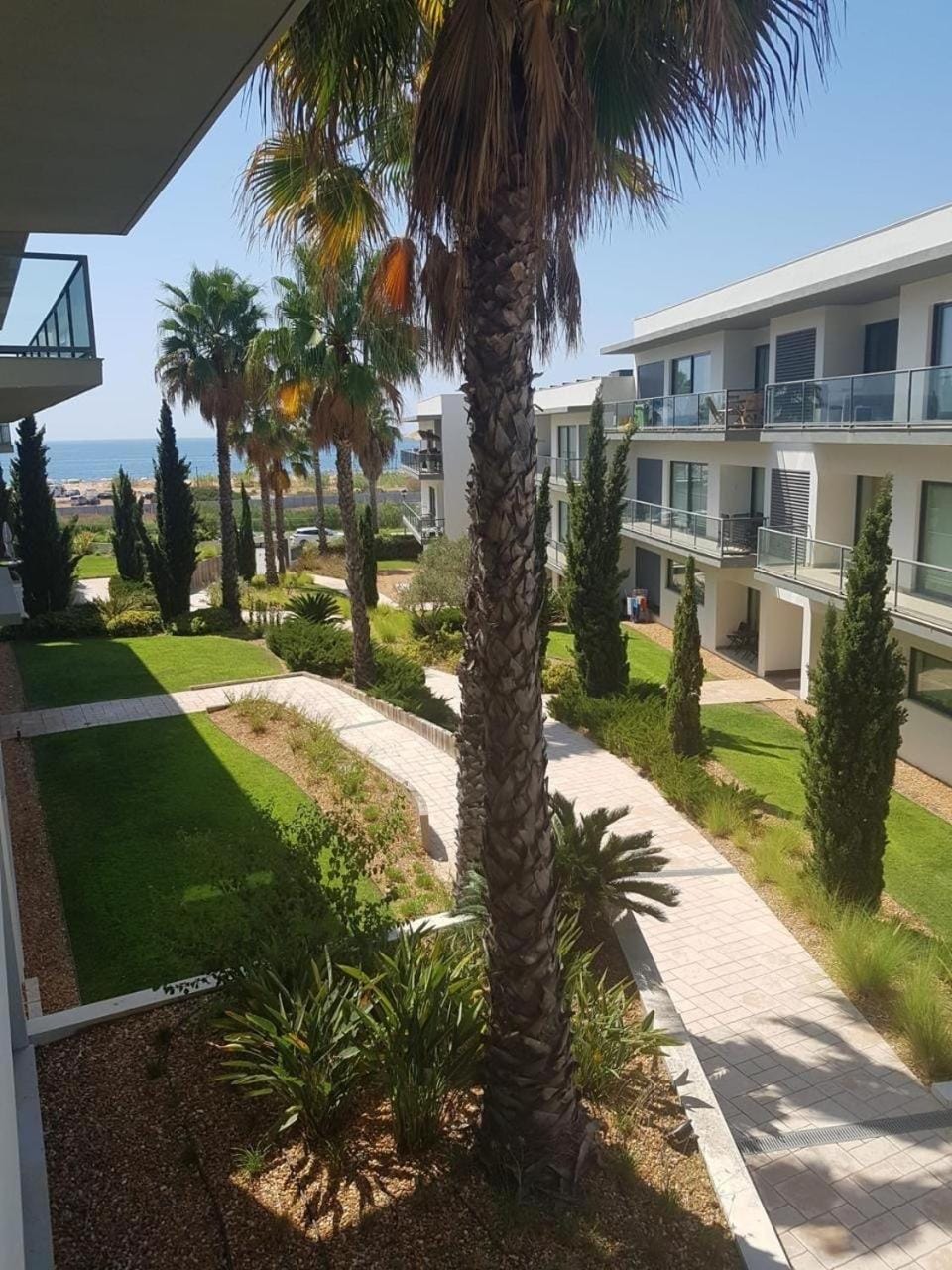 Property building, Garden, Garden view, Sea view