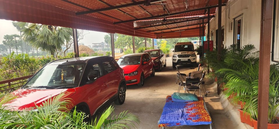 Guest House in Annavaram Hotel in Andhra Pradesh