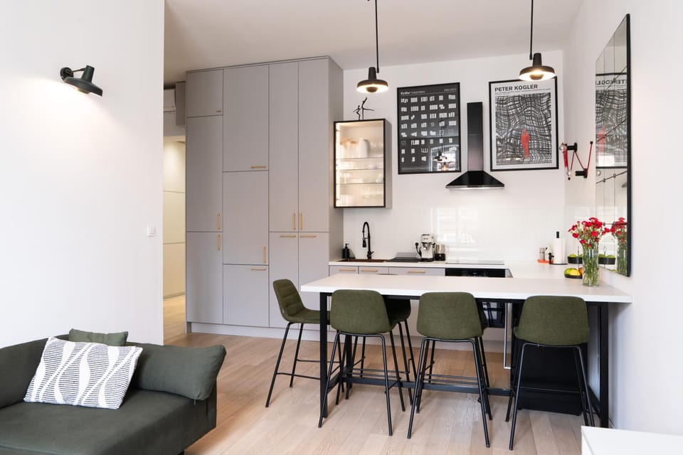 Kitchen or kitchenette