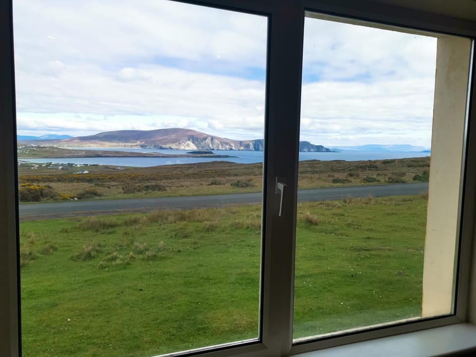 View (from property/room), Mountain view, Sea view, kitchen