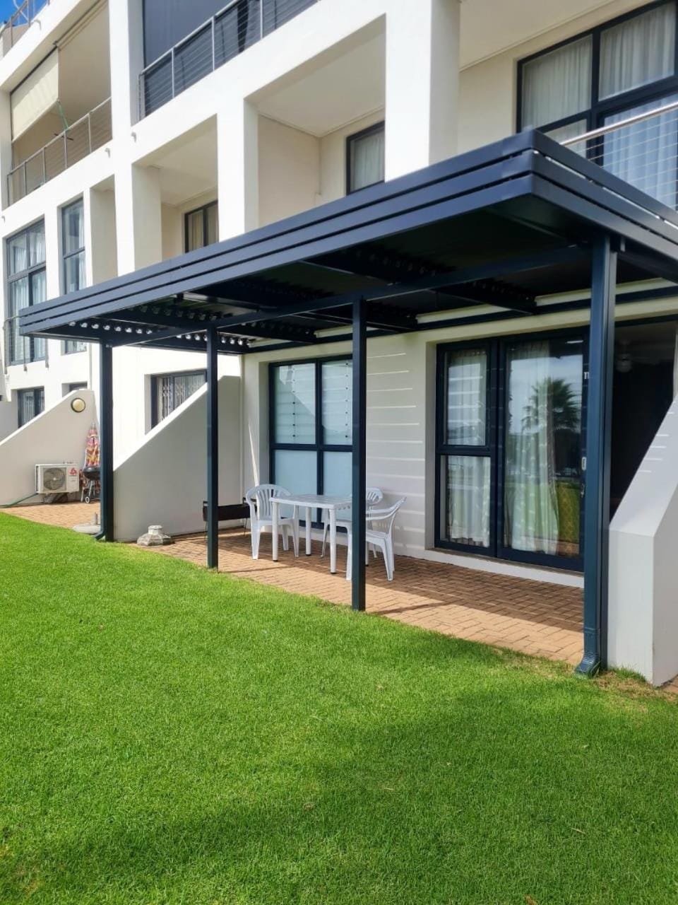 Property building, Day