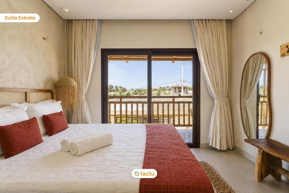 Bed, View (from property/room), Photo of the whole room, Bedroom
