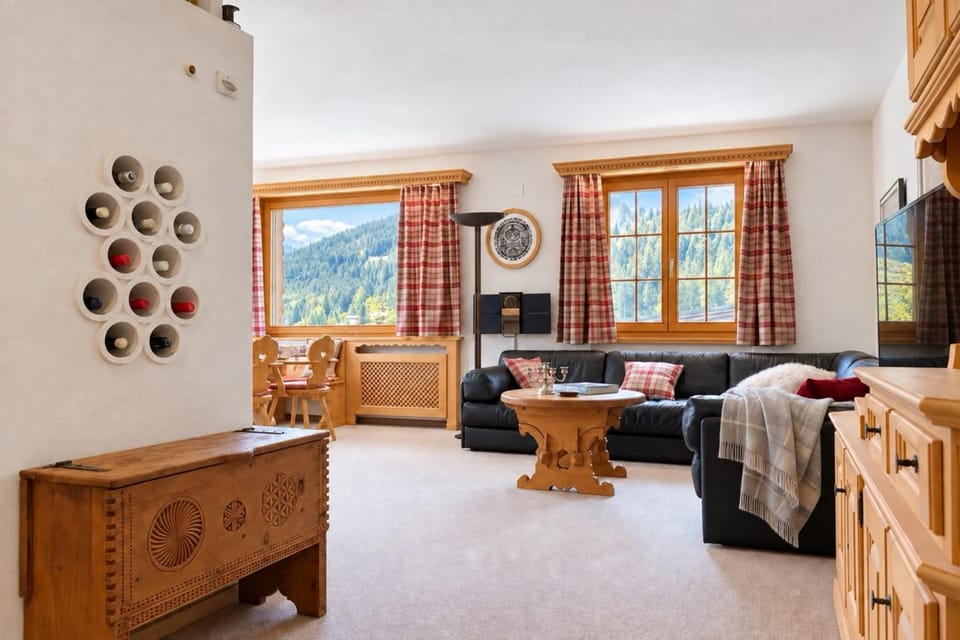 Panorama Apartment Gotschnablick 1-6 Pers Apartment in Canton of Grisons