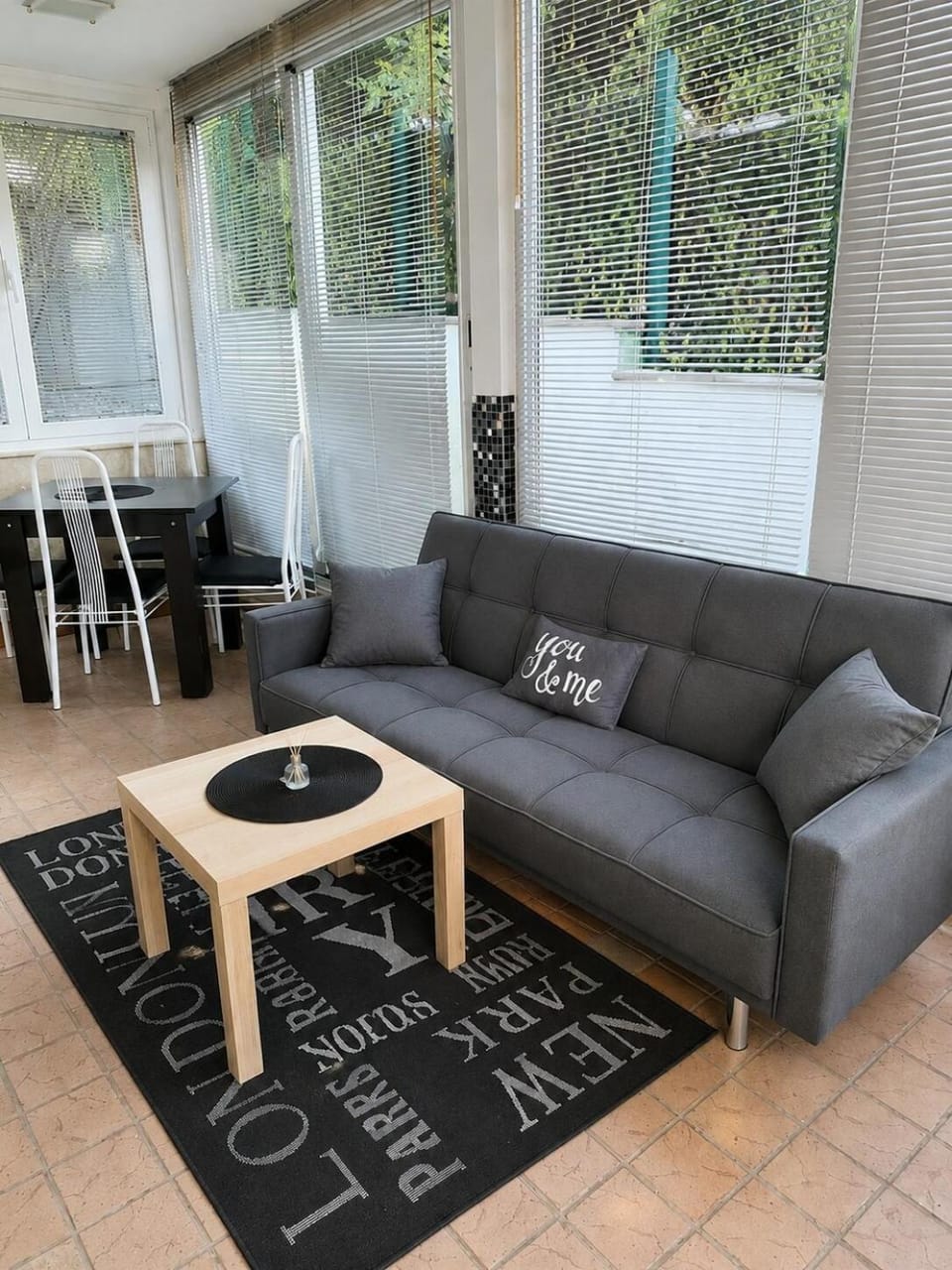 Seating area