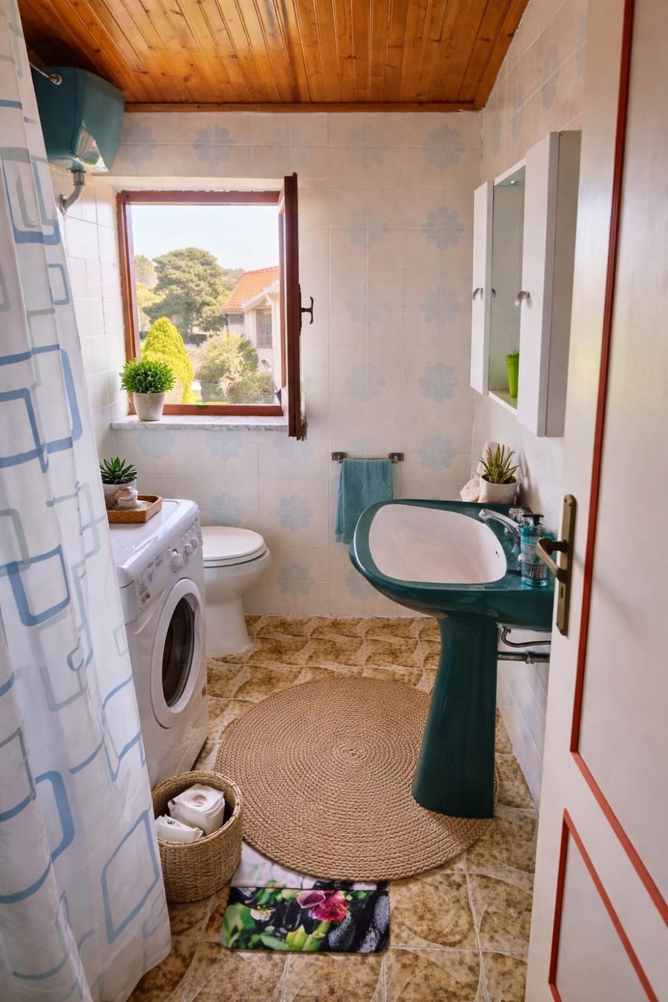 Vacation Apartment Ruggero 1 with Sea View Apartment in Calabria