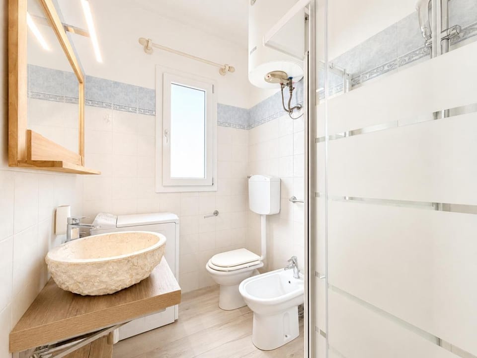 Shower, Toilet, Bathroom, bidet