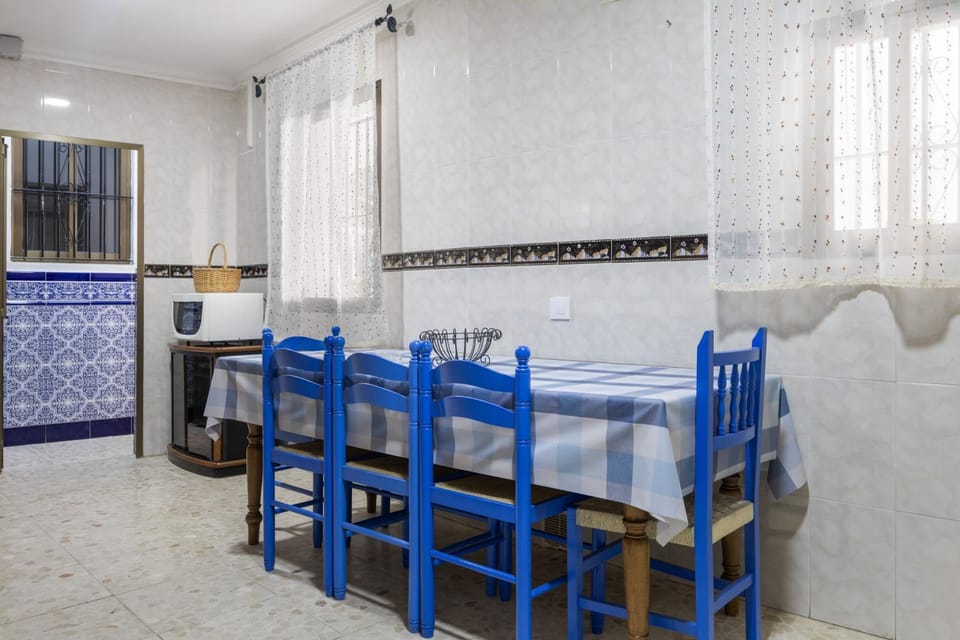 Casa Hadaluna House in Vejer de la Frontera