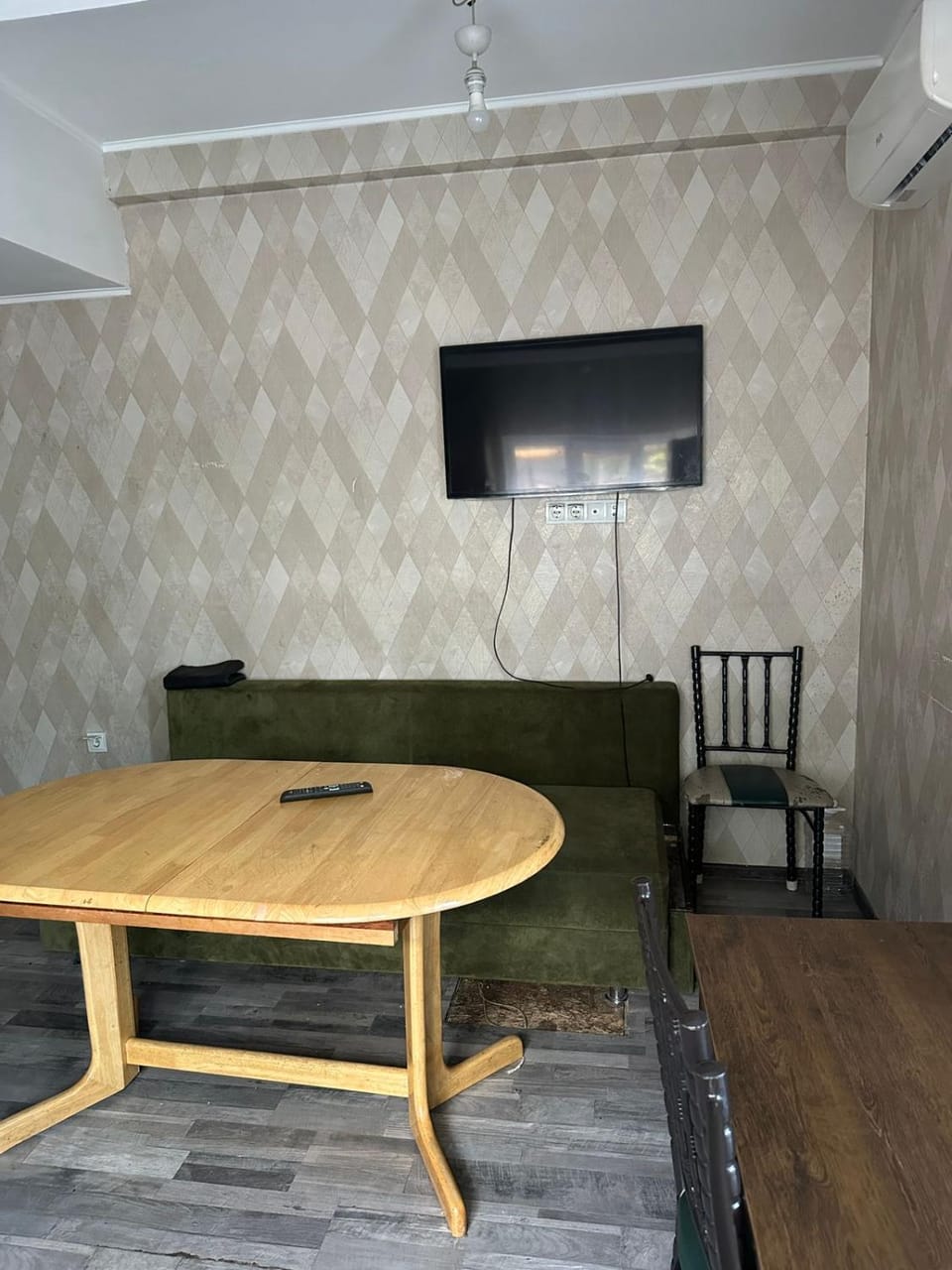 Гостевой дом Дубок Hostel in Almaty