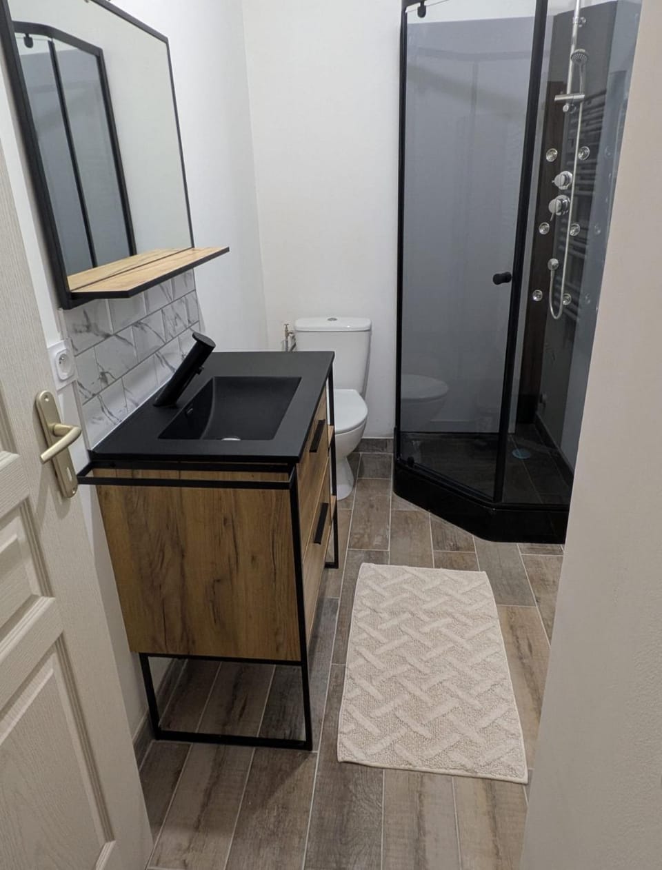 Shower, Bathroom