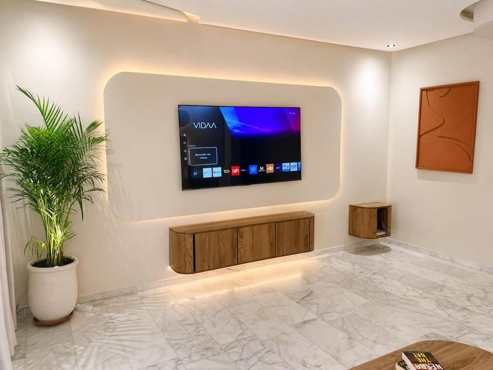 Communal lounge/ TV room, TV and multimedia, Living room