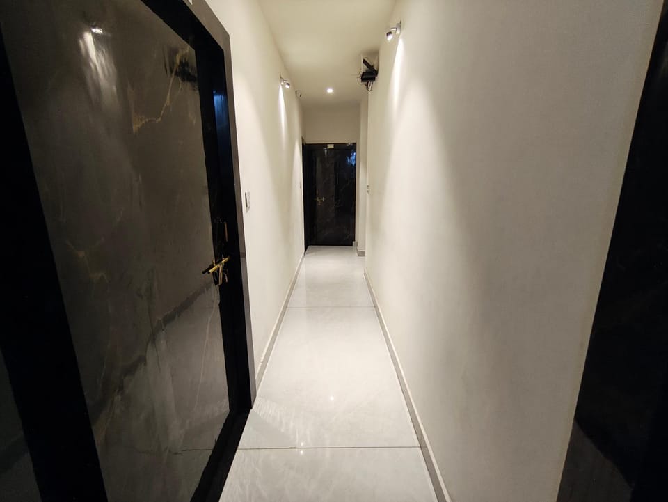 Om Lodge Near Howrah Railway Station Family Friendly Bed and Breakfast in Kolkata