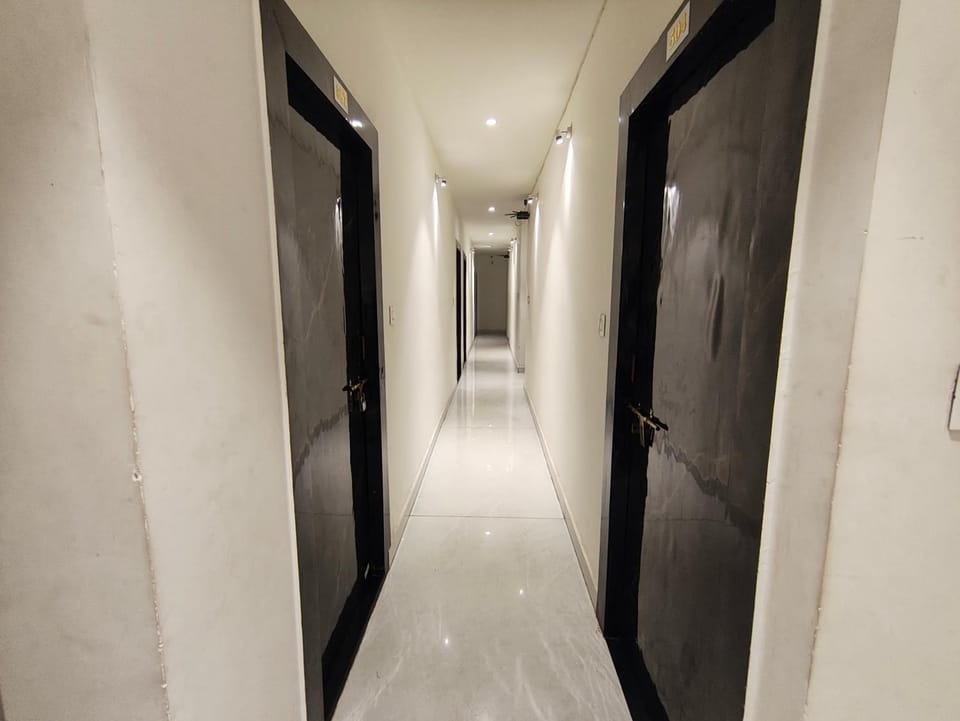 Om Lodge Near Howrah Railway Station Family Friendly Bed and Breakfast in Kolkata