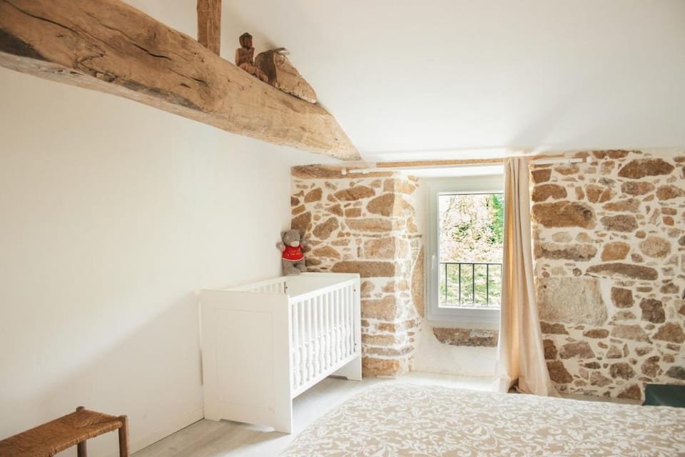 la maison buissonnière, gite familial classé, entre lac et nature House in Occitanie