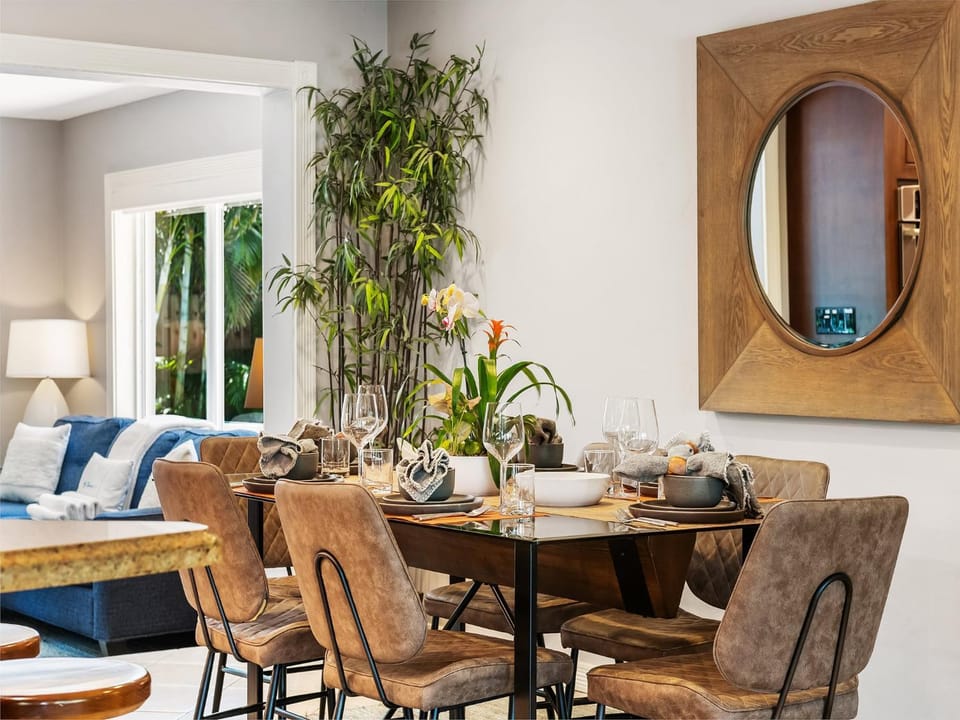 Flirty Flamingo House in Wilton Manors