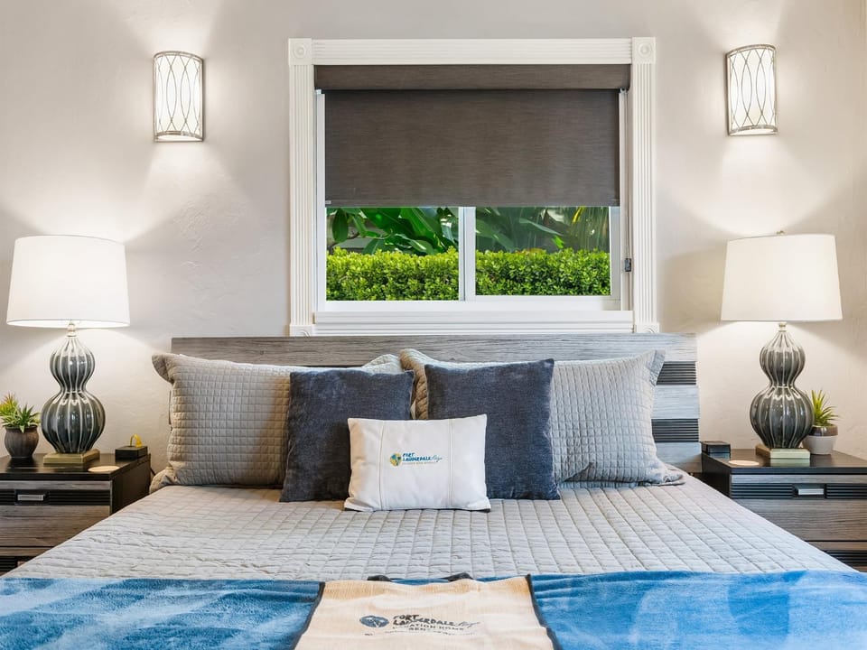 Flirty Flamingo House in Wilton Manors