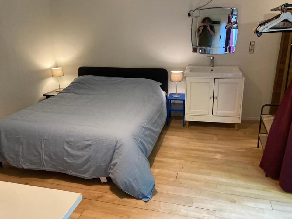 Room in a garden Late CHECKOUT Vacation rental in Ghent