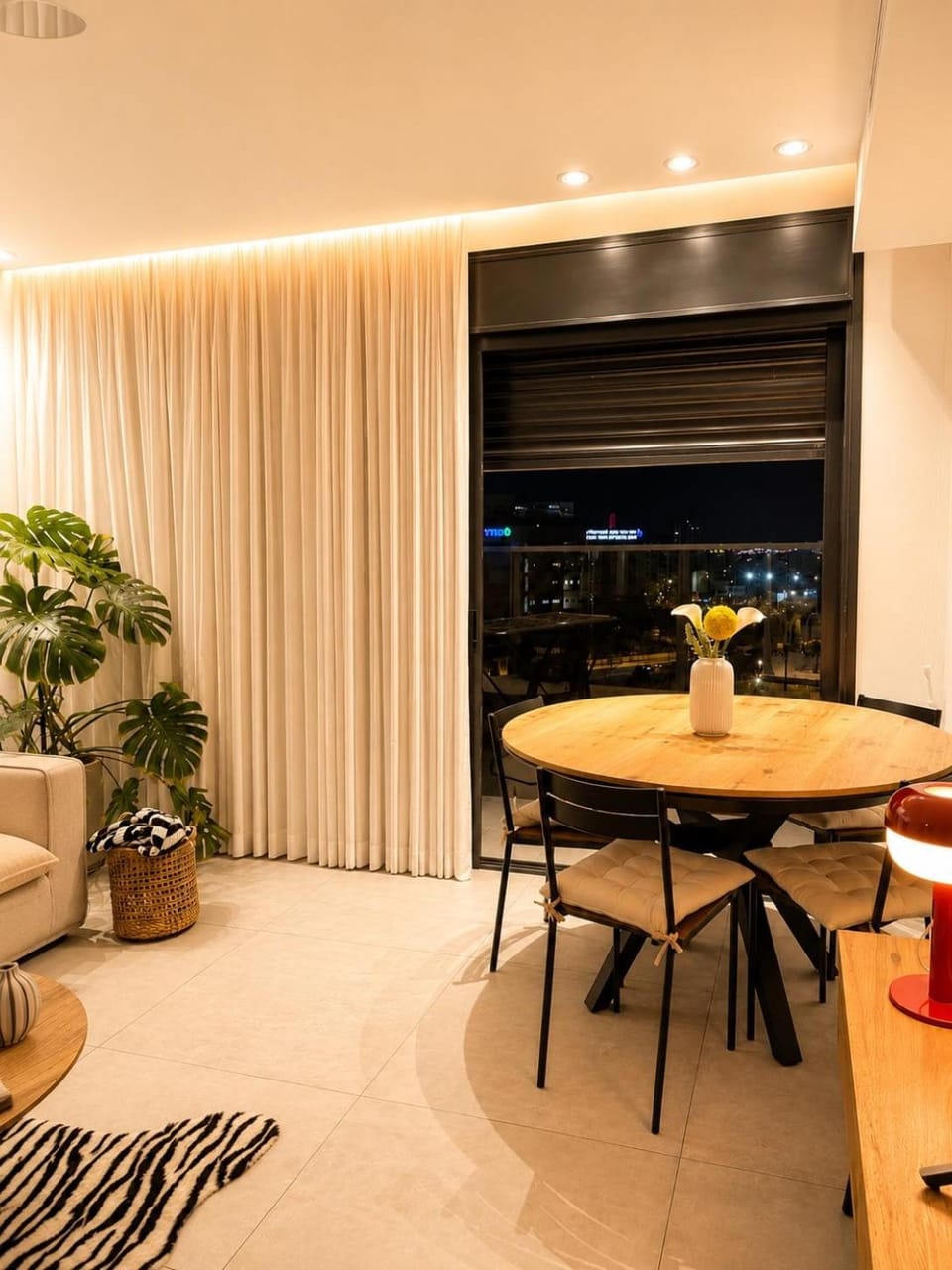 amor premium residence-4BR apartment with balcony Apartment in South District