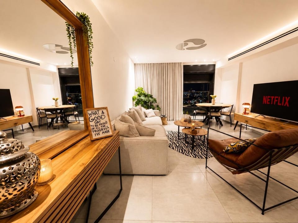 amor premium residence-4BR apartment with balcony Apartment in South District