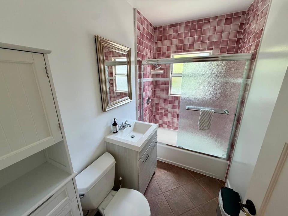 NEW Garden Duplex with Private Patio and Yard House in Culver City