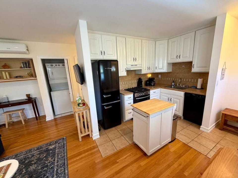 NEW Garden Duplex with Private Patio and Yard House in Culver City