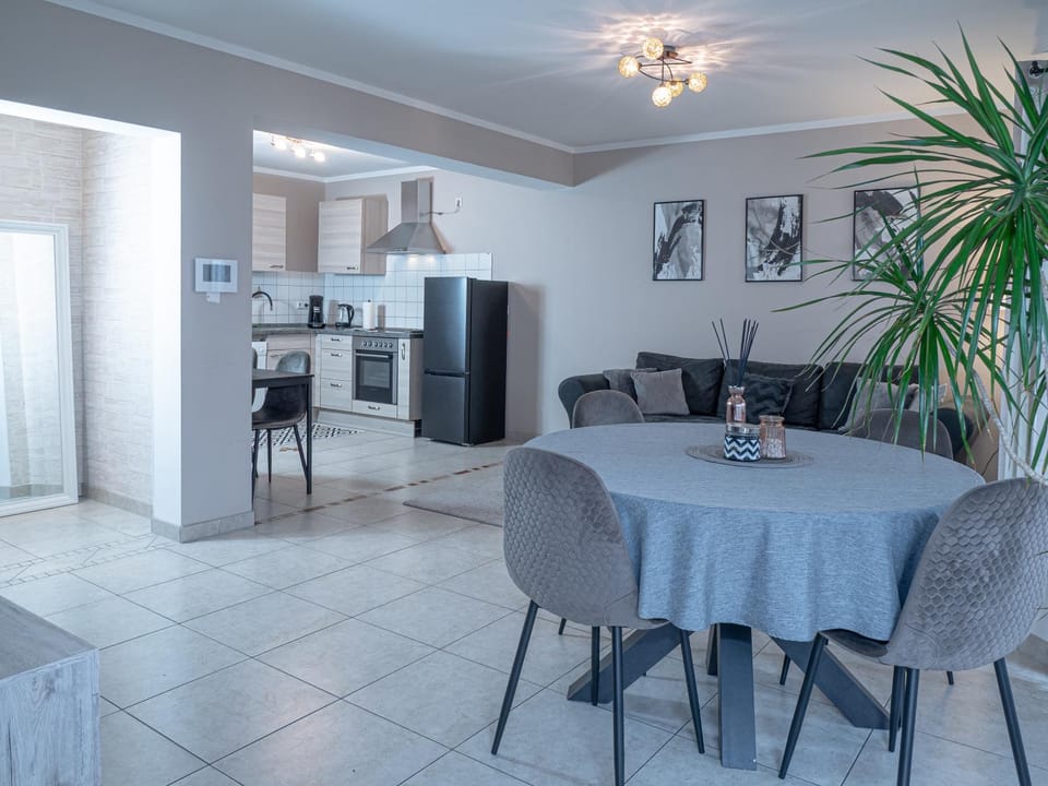 Attraktive Montage- und Ferienwohnung in Ensdorf Apartment in Saarlouis