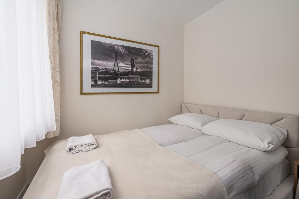 ShortStayPoland Aleje Jerozolimskie B188 Apartment in Warsaw