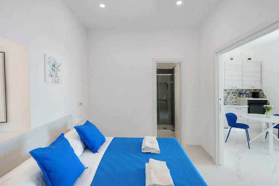 Property building, Living room, Bedroom