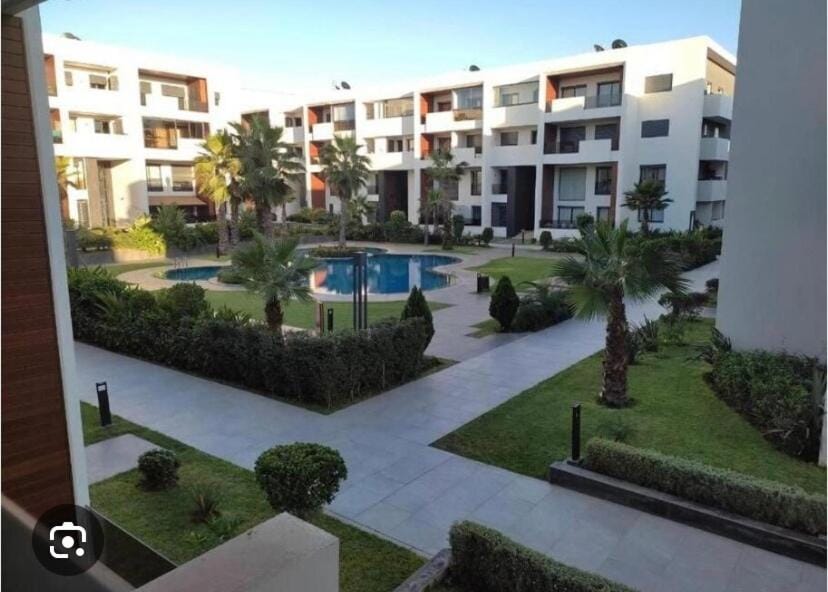 Garden, Swimming pool