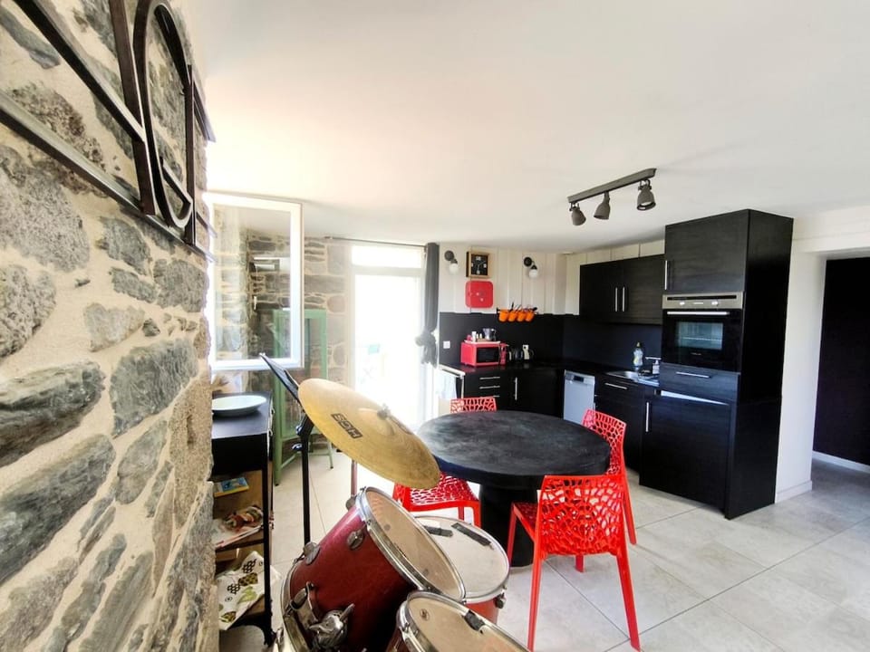 House, harbour view with sauna and hot tub Villa in Morlaix