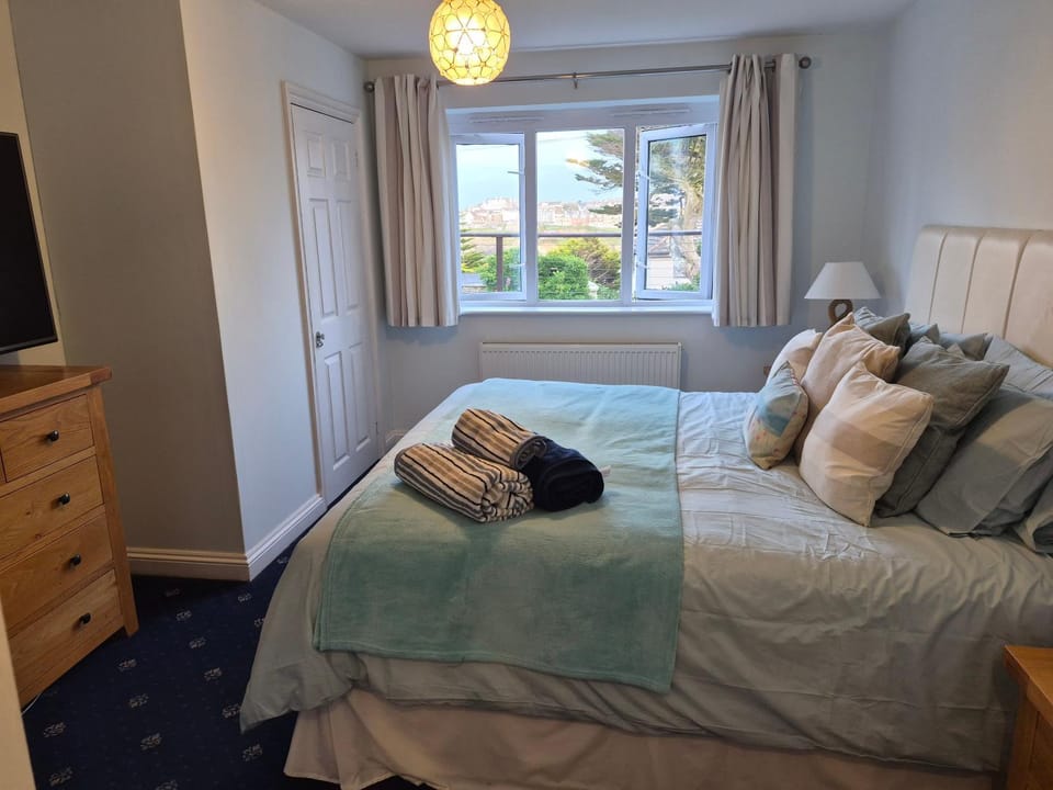 4 Harvest Moon Apartment in Newquay