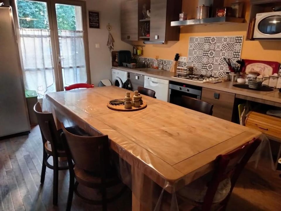 Communal kitchen
