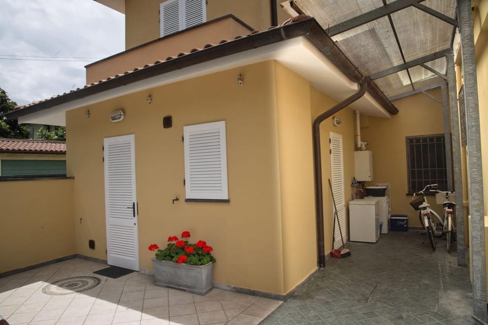 Property building, Patio