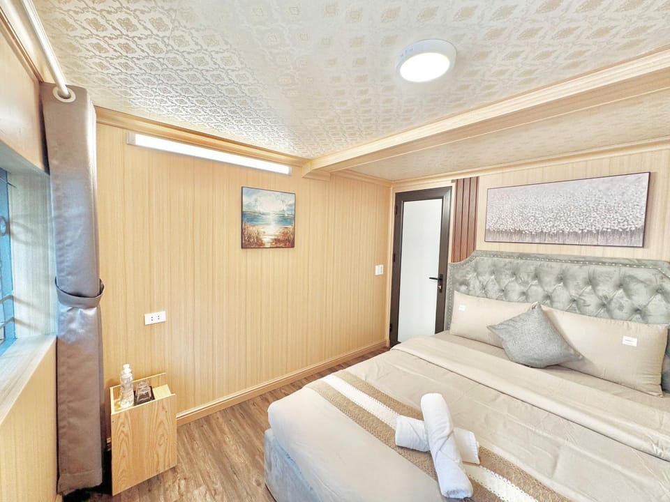 3 bedroom house - 4 beds - Hoan Kiem lake - Authentic local alley Apartment in Hanoi