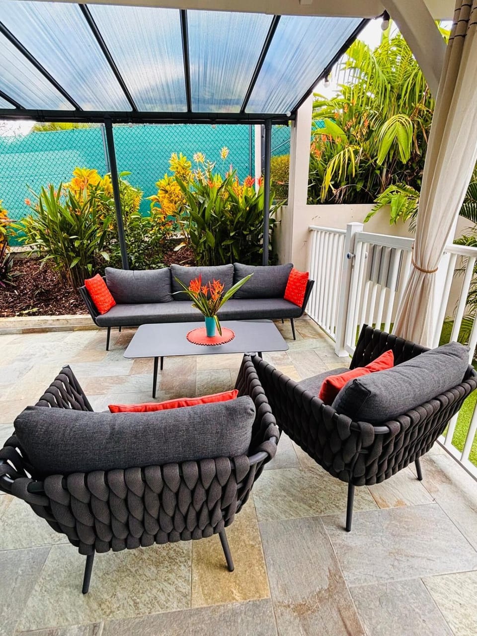 Balcony/Terrace, Living room