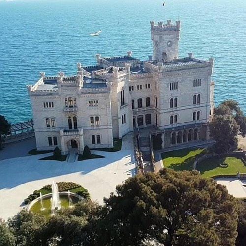 Bay Logde Apartment in Trieste